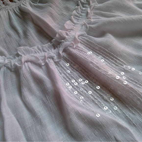 White Sequinned Lettuce Necked Shirt - Picture 4 of 4